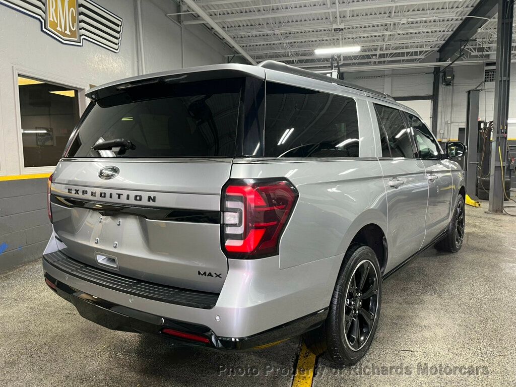 2024 Ford Expedition MAX Limited photo 3