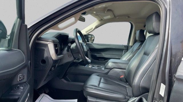 2024 Ford Expedition Max XLT 4x2 - 22996711 - 9