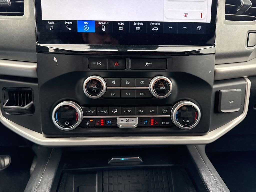 2024 Ford Expedition Max XLT 4x2 - 22993755 - 18