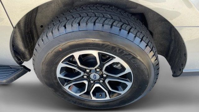 2024 Ford Expedition Max XLT 4x4 - 23020036 - 2