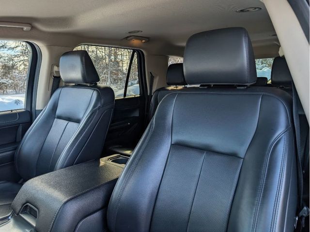 2024 Ford Expedition Max XLT 4x4 - 22988602 - 16