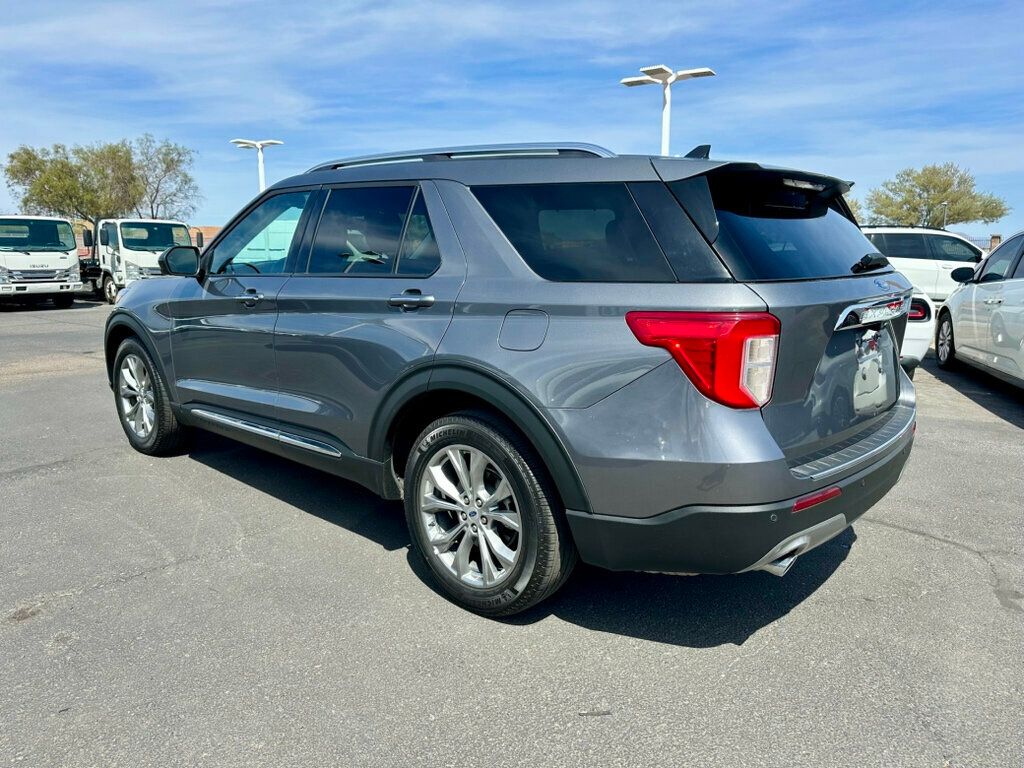 2024 Ford Explorer Limited photo 2
