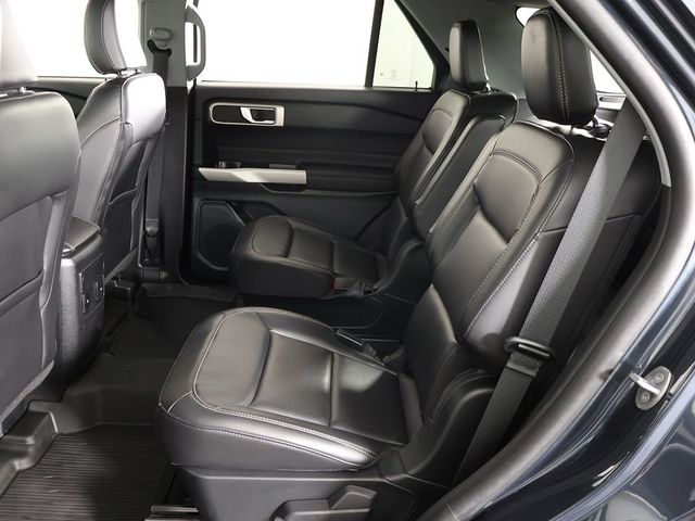 2024 Ford Explorer XLT 4WD - 23051874 - 33