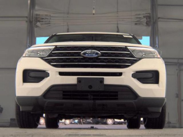 2024 Ford Explorer XLT 4WD - 23090986 - 3