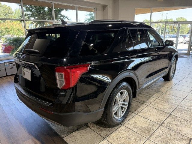 2024 Ford Explorer XLT photo 4