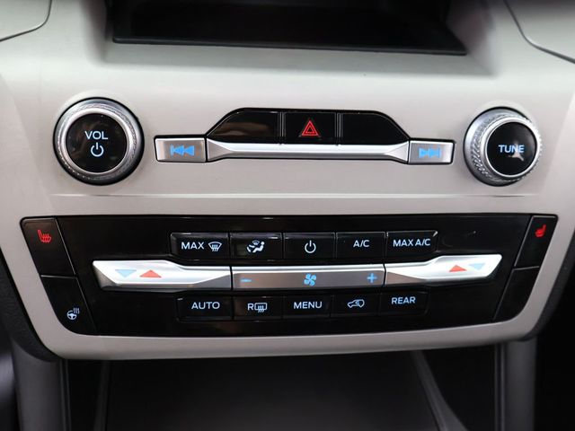 2024 Ford Explorer XLT RWD - 23043238 - 44