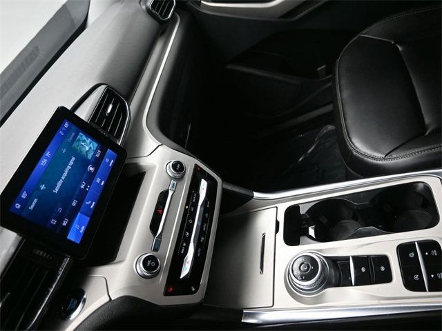 2024 Ford Explorer XLT RWD - 22983696 - 24