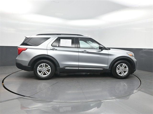 2024 Ford Explorer XLT RWD - 22983696 - 34