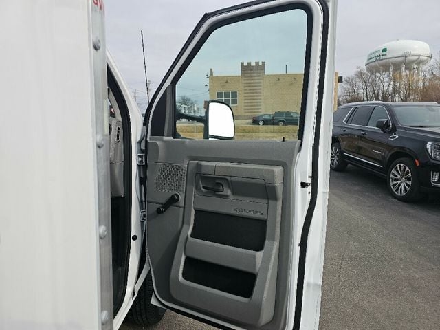 2024 Ford E-Series Cutaway E-350 DRW 176" WB - 22990338 - 23