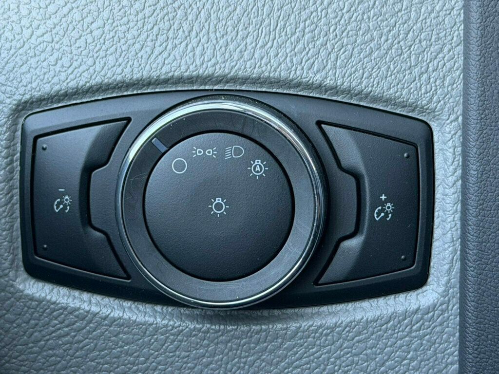 2024 Ford E-Series Cutaway E-350 DRW 176" WB - 23035355 - 28