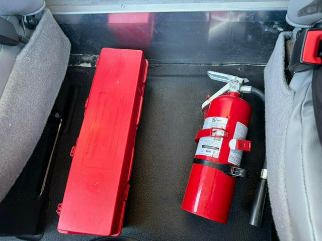 2024 Ford E-Series Cutaway E-350 DRW 176" WB - 23035355 - 31