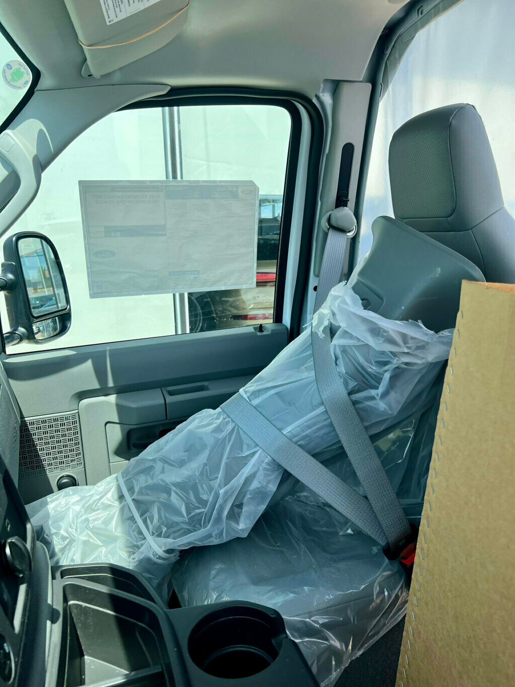 2024 Ford E-Series Cutaway E350 SUPER DUTY CUTAWAY VAN - 23030273 - 11