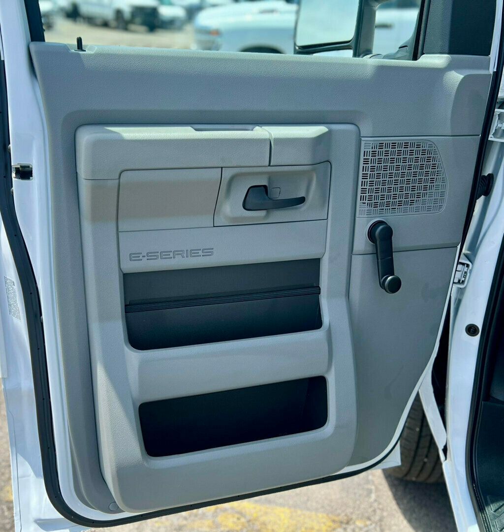 2024 Ford E-Series Cutaway E350 SUPER DUTY CUTAWAY VAN - 23030273 - 8