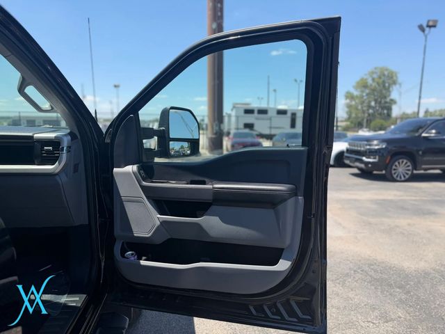 2024 Ford F250 Super Duty Crew Cab XL Pickup 4D 8 ft - 23053017 - 19