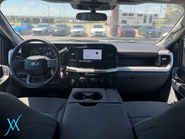 2024 Ford F250 Super Duty Crew Cab XL Pickup 4D 8 ft - 23053017 - 25