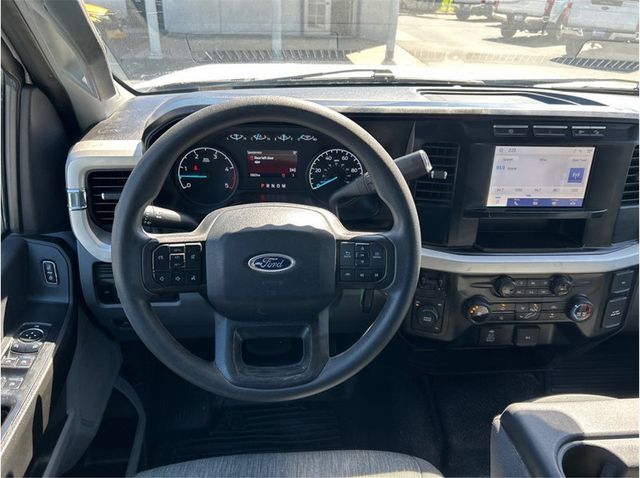 2024 Ford F350 Super Duty Crew Cab XL DUALLY 4X4 DIESEL BACK UP CAM 1 OWNER CLEAN - 23002683 - 19