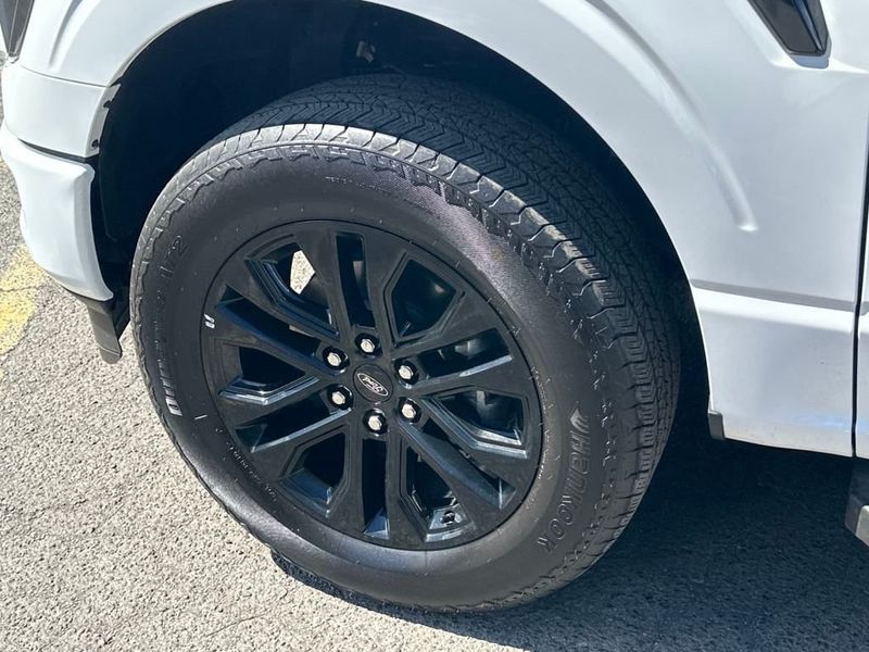 2024 Ford F-150 Lariat - 22940739 - 11