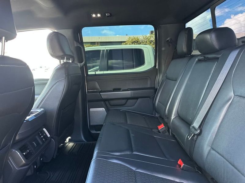 2024 Ford F-150 Lariat - 22940739 - 14