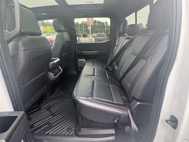 2024 Ford F-150 Lariat - 23014521 - 29