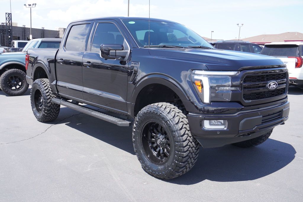 2024 Ford F-150 LARIAT - 22905455 - 13