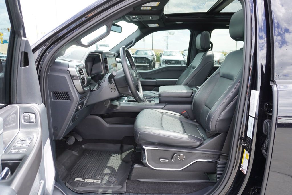 2024 Ford F-150 LARIAT - 22905455 - 19