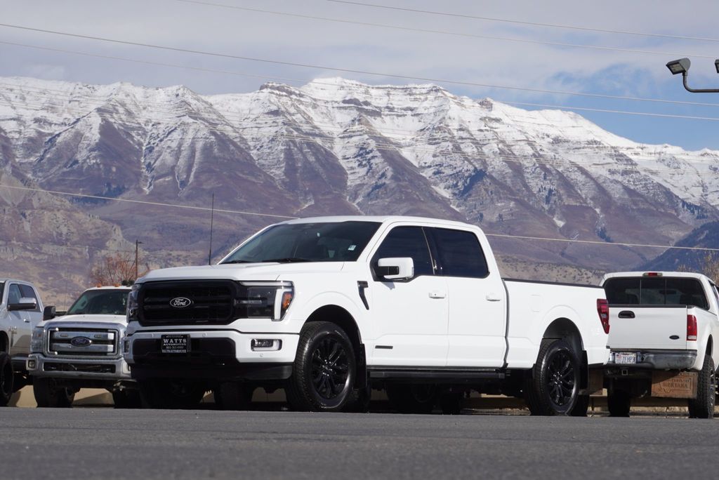 2024 Ford F-150 Lariat photo 2