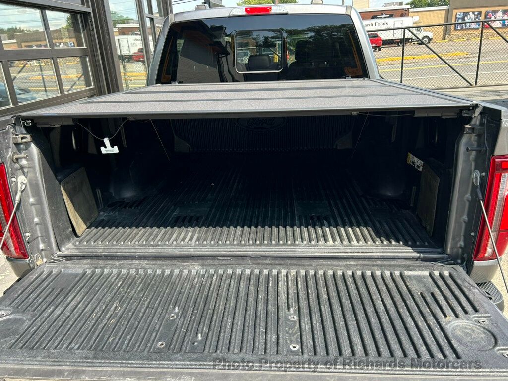 2024 Ford F-150 LARIAT 4WD SuperCrew 5.5' Box - 23051621 - 10