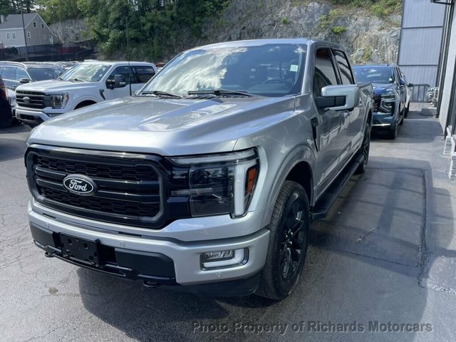 2024 Ford F-150 LARIAT 4WD SuperCrew 5.5' Box - 23079902 - 3