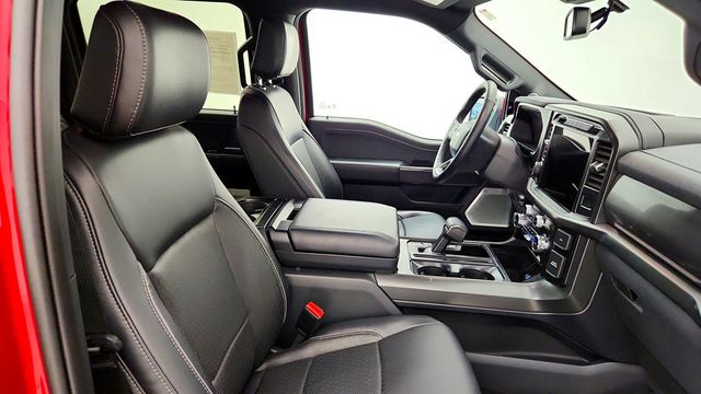 2024 Ford F-150 LARIAT 4WD SuperCrew 5.5' Box w/ 502A & Bed Utility Packages - 23032074 - 22