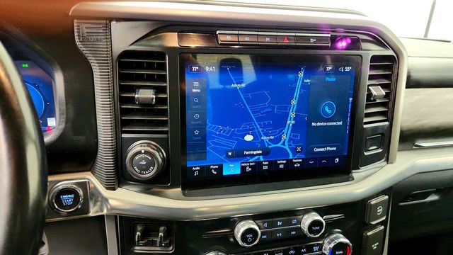 2024 Ford F-150 LARIAT 4WD SuperCrew 5.5' Box w/ 502A, PowerBoost & Moonroof - 23098938 - 19