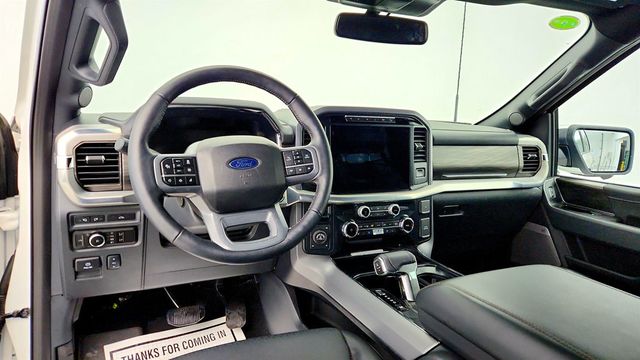 2024 Ford F-150 LARIAT 4WD SuperCrew 5.5' Box w/ Bed Utility, FX4 Off-Road & V8 - 22960705 - 11