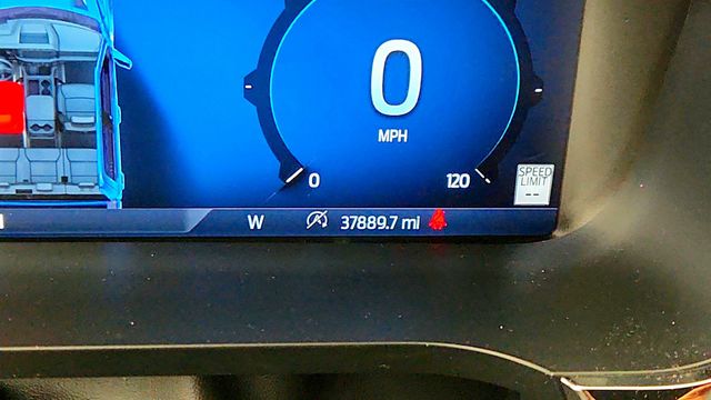 2024 Ford F-150 LARIAT 4WD SuperCrew 5.5' Box w/ Bed Utility, FX4 Off-Road & V8 - 22960705 - 14