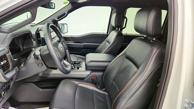 2024 Ford F-150 LARIAT 4WD SuperCrew 5.5' Box w/ Bed Utility, FX4 Off-Road & V8 - 22960705 - 19