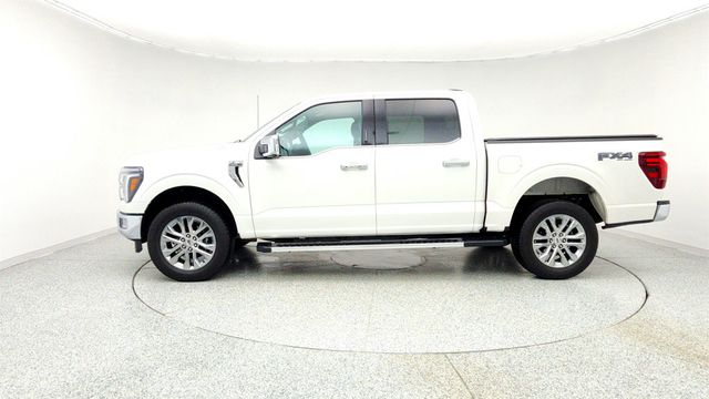 2024 Ford F-150 LARIAT 4WD SuperCrew 5.5' Box w/ Bed Utility, FX4 Off-Road & V8 - 22960705 - 7