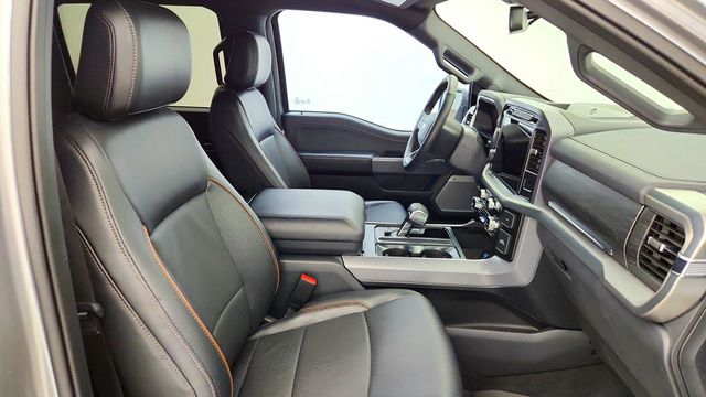 2024 Ford F-150 LARIAT 4WD SuperCrew 5.5' Box w/ FX4 Off-Road Package - 23102010 - 22