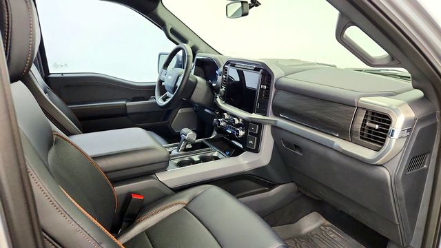2024 Ford F-150 LARIAT 4WD SuperCrew 5.5' Box w/ FX4 Off-Road Package - 23102010 - 23