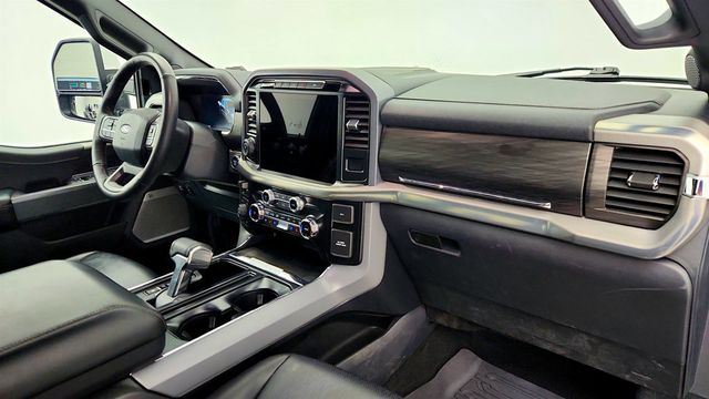 2024 Ford F-150 LARIAT 4WD SuperCrew 5.5' Box w/ Tow/Haul Pkg & EcoBoost V6 - 23016955 - 24