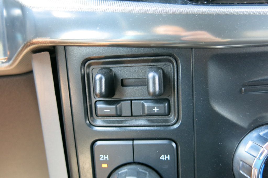 2024 Ford F-150 LARIAT 4WD SuperCrew 6.5' Box - 23049850 - 69