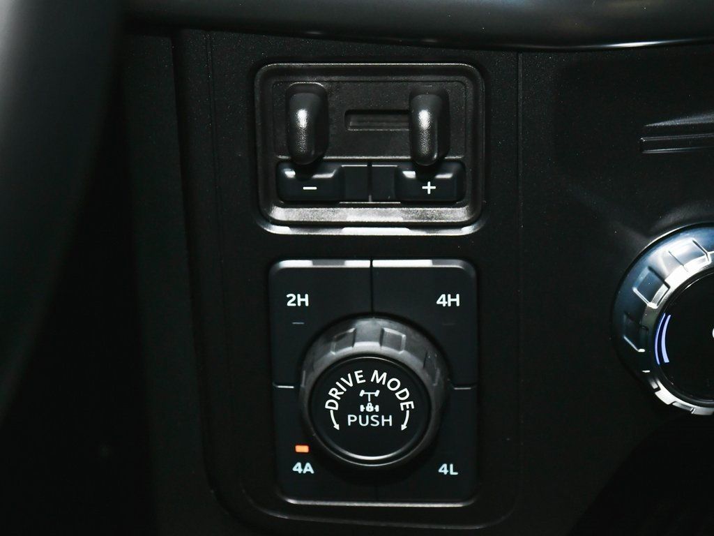 2024 Ford F-150 Raptor photo 33