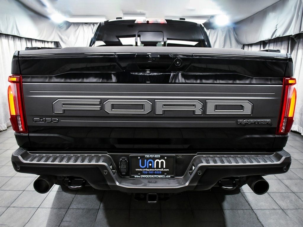 2024 Ford F-150 Raptor photo 3