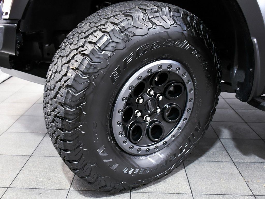 2024 Ford F-150 Raptor photo 5
