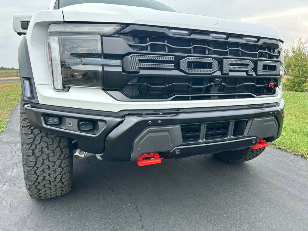 2024 Ford F-150 Raptor photo 12
