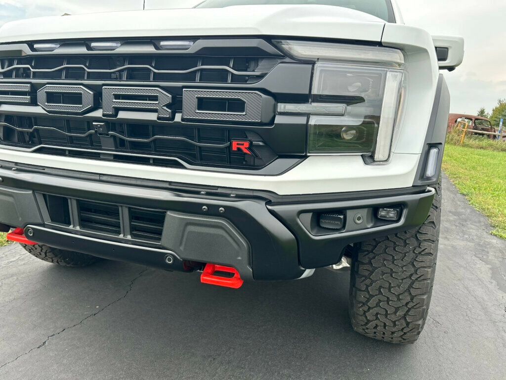 2024 Ford F-150 Raptor photo 13