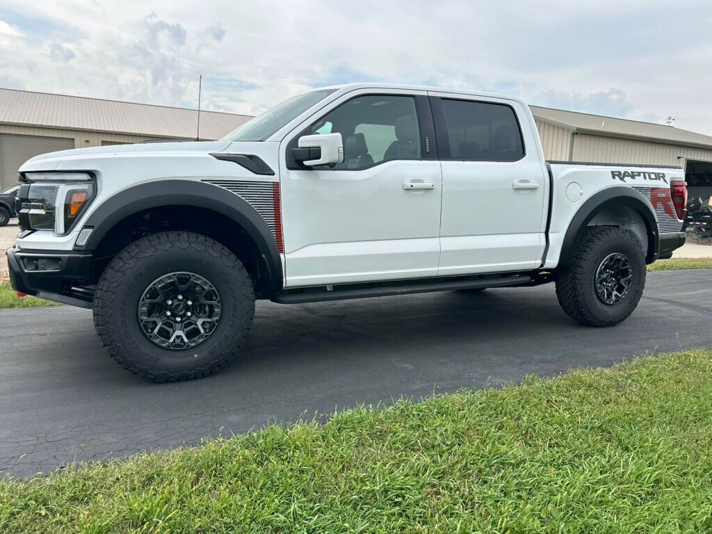 2024 Ford F-150 Raptor photo 14