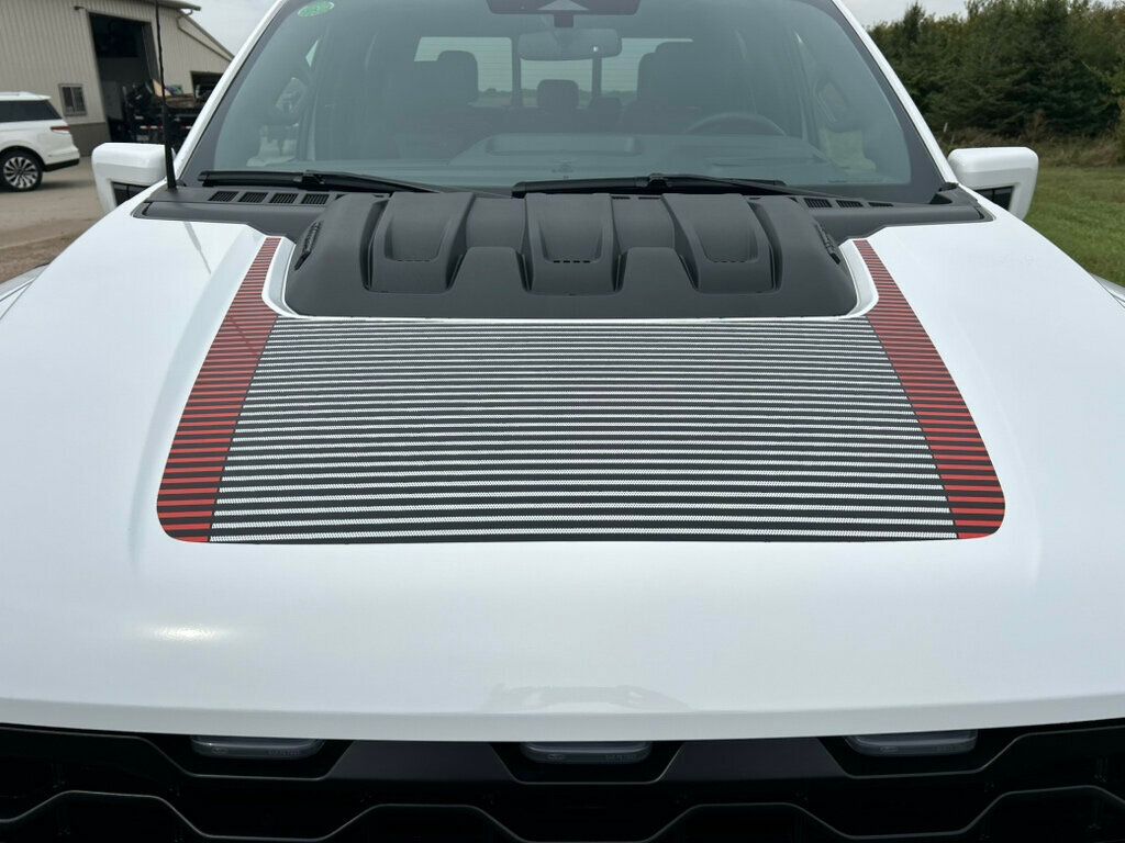 2024 Ford F-150 Raptor photo 15