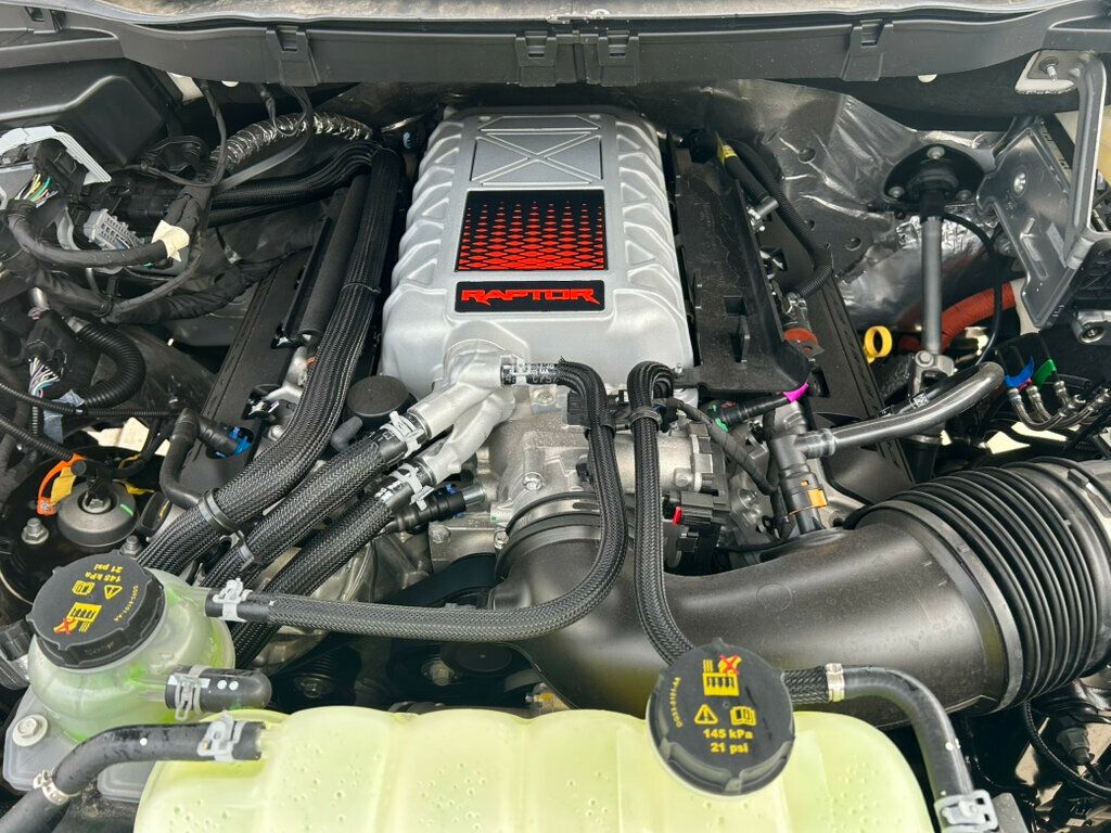 2024 Ford F-150 Raptor photo 31
