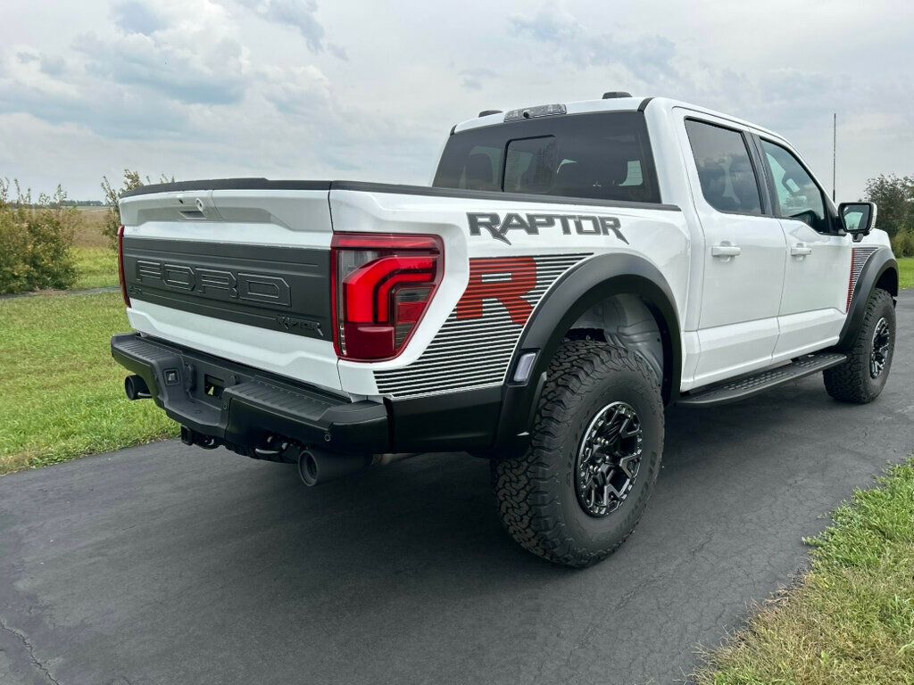 2024 Ford F-150 Raptor photo 8