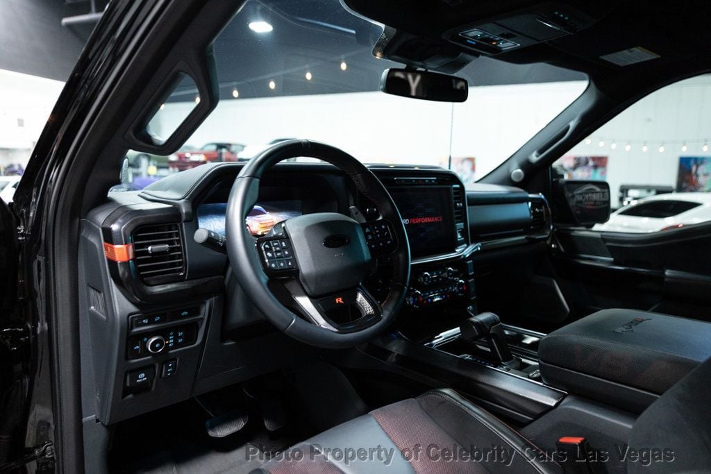 2024 Ford F-150 Raptor photo 2