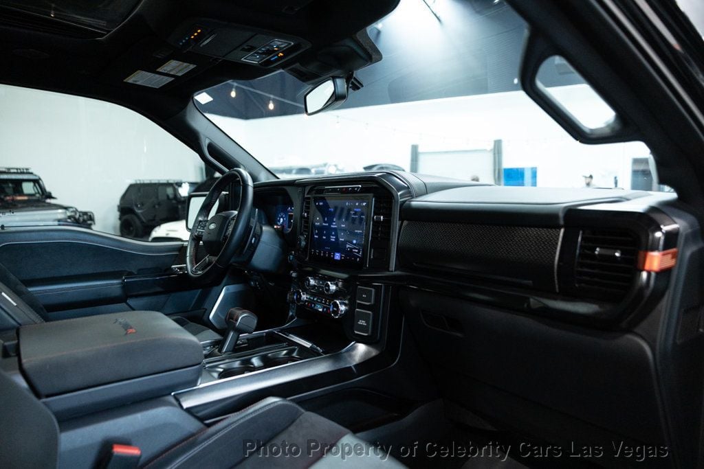 2024 Ford F-150 Raptor photo 29