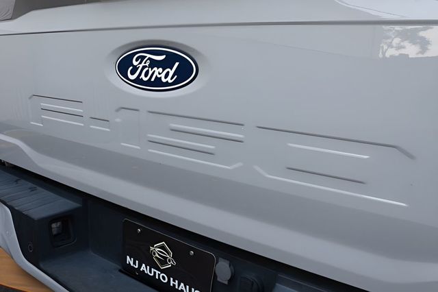 2024 Ford F-150 STX 2WD SuperCrew 5.5' Box - 23044075 - 31